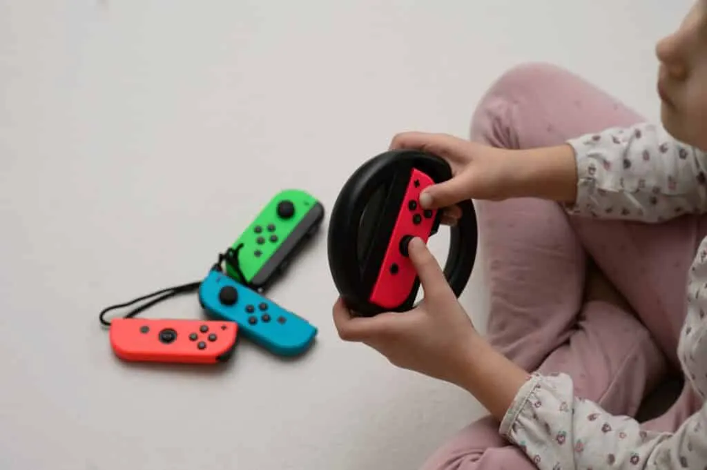 Gagner de l’argent avec un site de jeux vidéos : astuces et conseils (Waxoo)