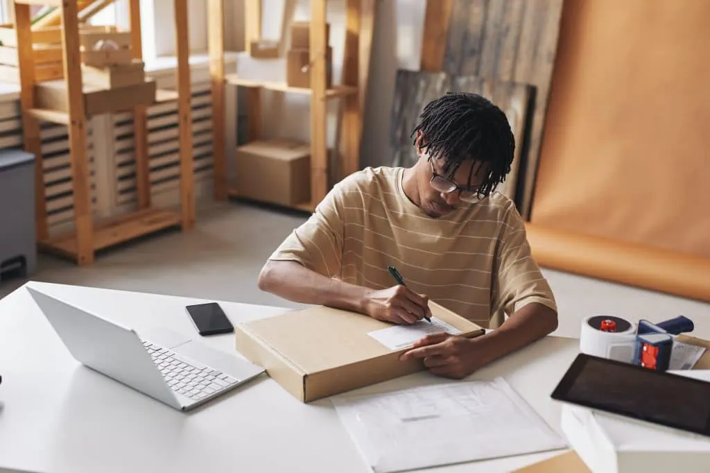 Dropshipping avec AliExpress et Shopify : Comment faire ? (Waxoo.fr)